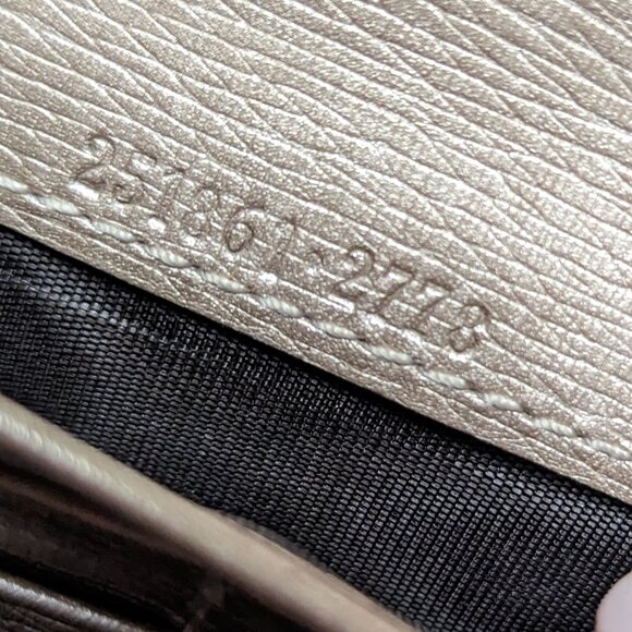Gucci Lovely Interlocking Hearts Metallic Tan Long Leather Wallet - Picture 3 of 10